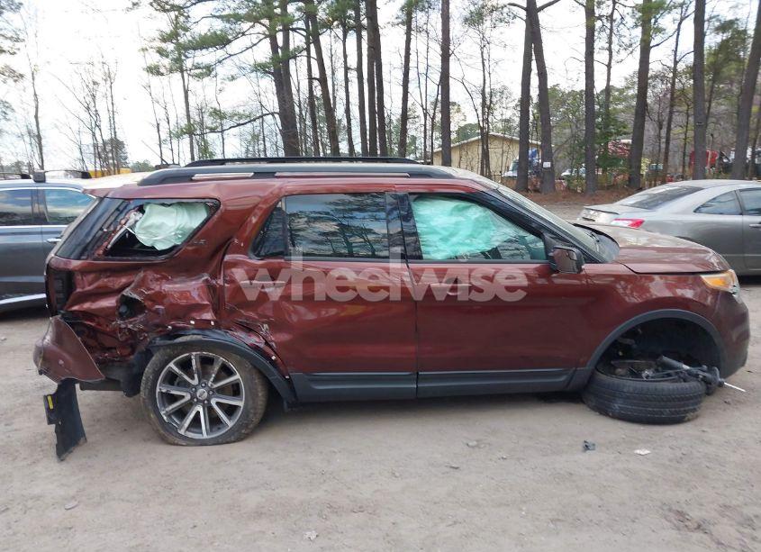 Photo 13 of 2015 Ford Explorer XLT (VIN 1FM5K7D87FGA83589)