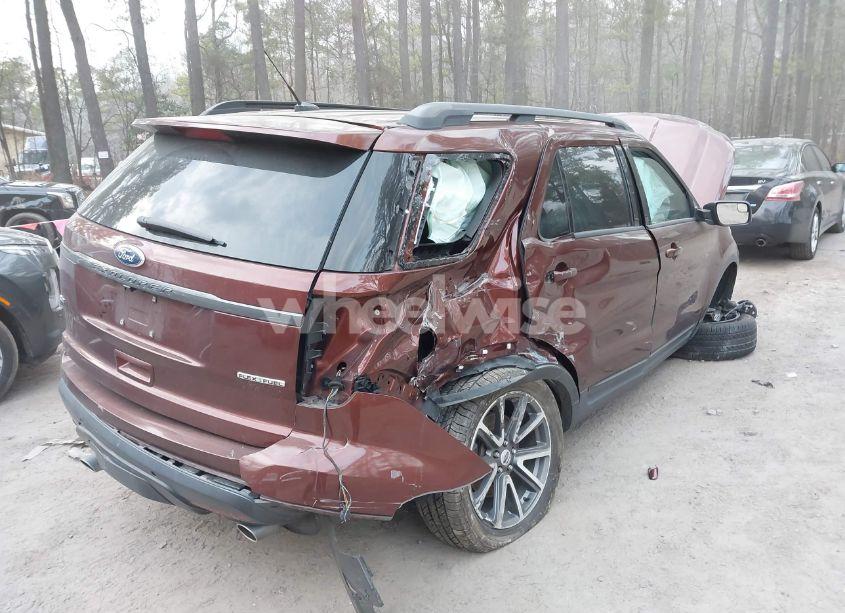 Photo 4 of 2015 Ford Explorer XLT (VIN 1FM5K7D87FGA83589)