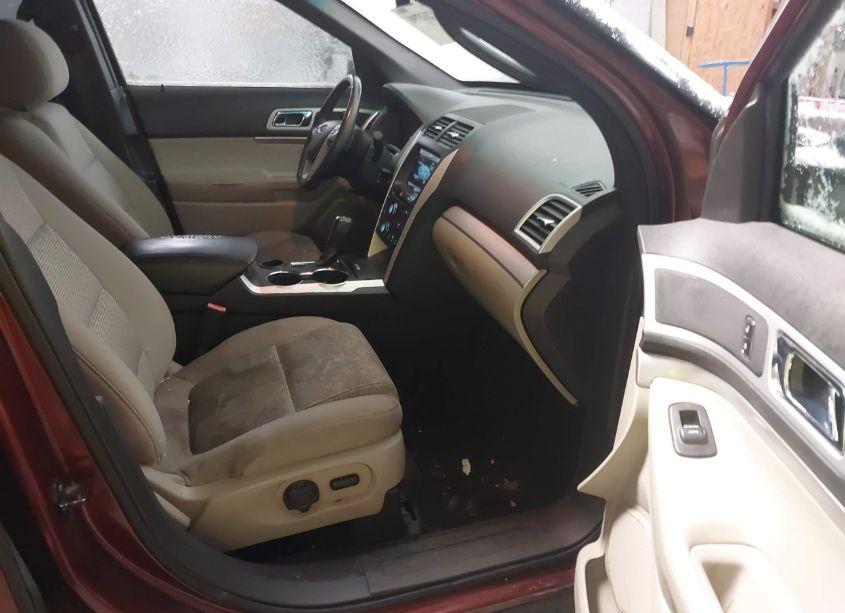 Photo 5 of 2015 Ford Explorer XLT (VIN 1FM5K7D87FGB39269)