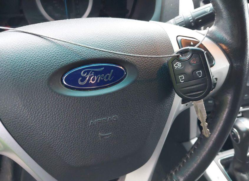 Photo 11 of 2015 Ford Explorer XLT (VIN 1FM5K7D87FGB95518)