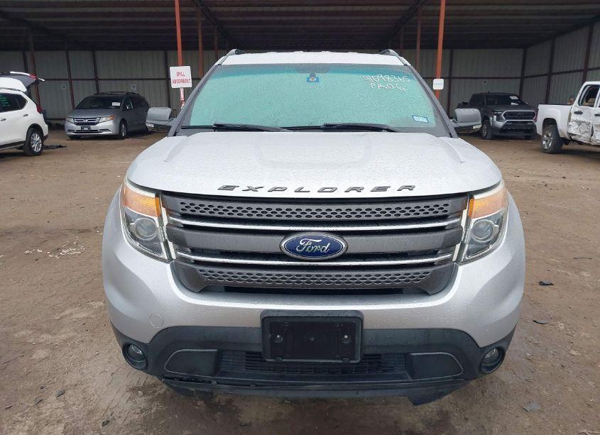 Photo 12 of 2015 Ford Explorer XLT (VIN 1FM5K7D87FGB95518)