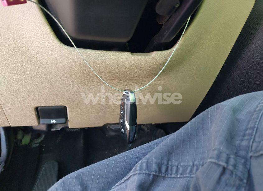 Photo 11 of 2016 Ford Explorer XLT (VIN 1FM5K7D87GGA34491)