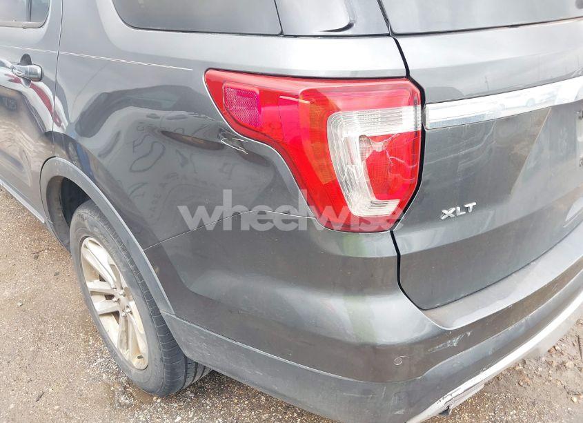 Photo 17 of 2016 Ford Explorer XLT (VIN 1FM5K7D87GGA34491)