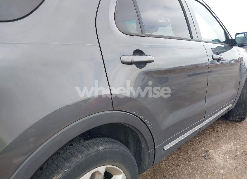 Photo 18 of 2016 Ford Explorer XLT (VIN 1FM5K7D87GGA34491)