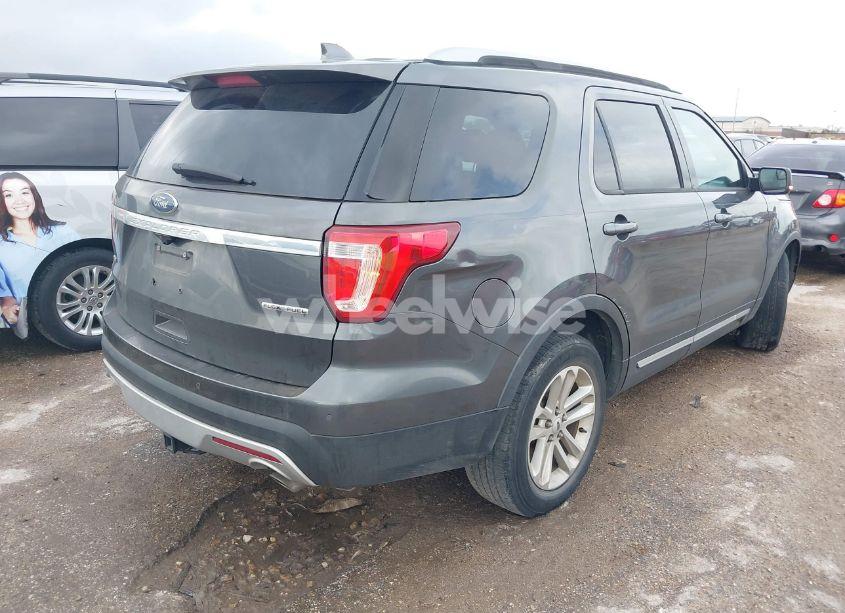 Photo 4 of 2016 Ford Explorer XLT (VIN 1FM5K7D87GGA34491)