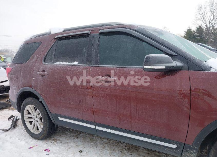 Photo 14 of 2016 Ford Explorer XLT (VIN 1FM5K7D87GGB09576)