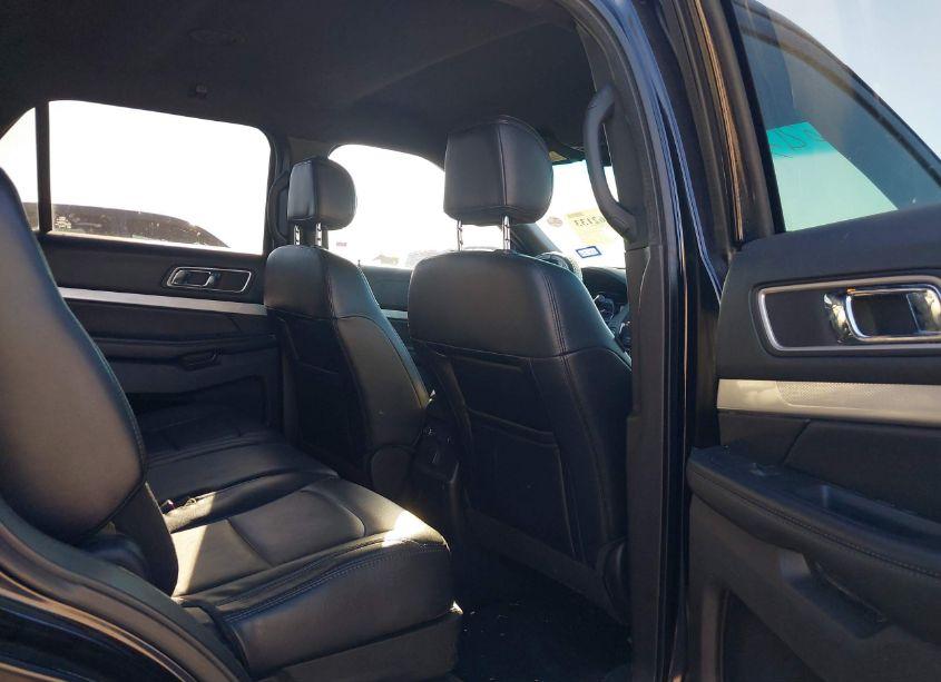 Photo 8 of 2016 Ford Explorer XLT (VIN 1FM5K7D87GGC87746)