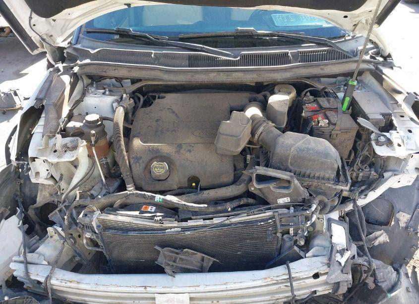 Photo 10 of 2017 Ford Explorer XLT (VIN 1FM5K7D87HGA37831)