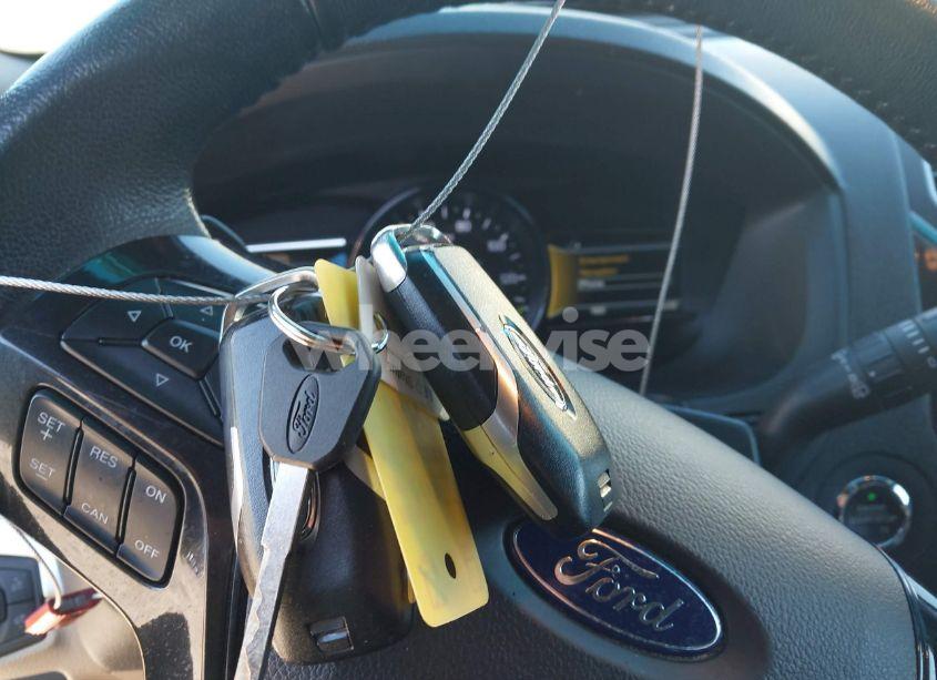 Photo 11 of 2017 Ford Explorer XLT (VIN 1FM5K7D87HGB27352)