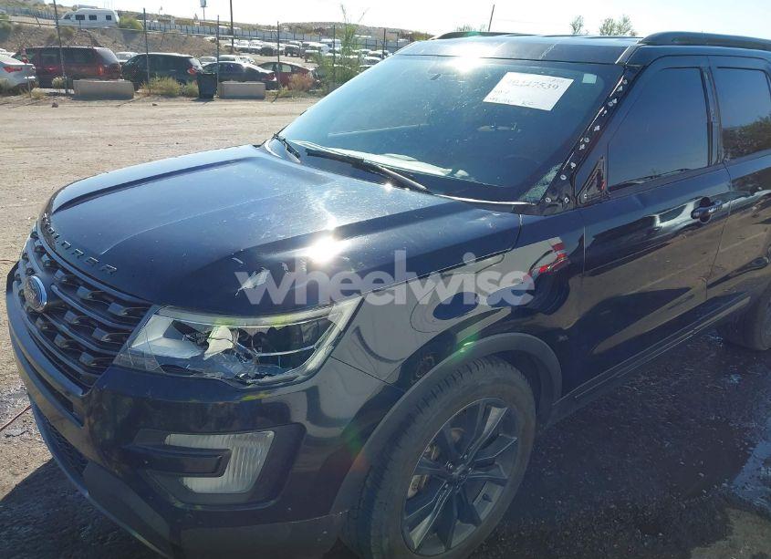 Photo 6 of 2017 Ford Explorer XLT (VIN 1FM5K7D87HGB70797)