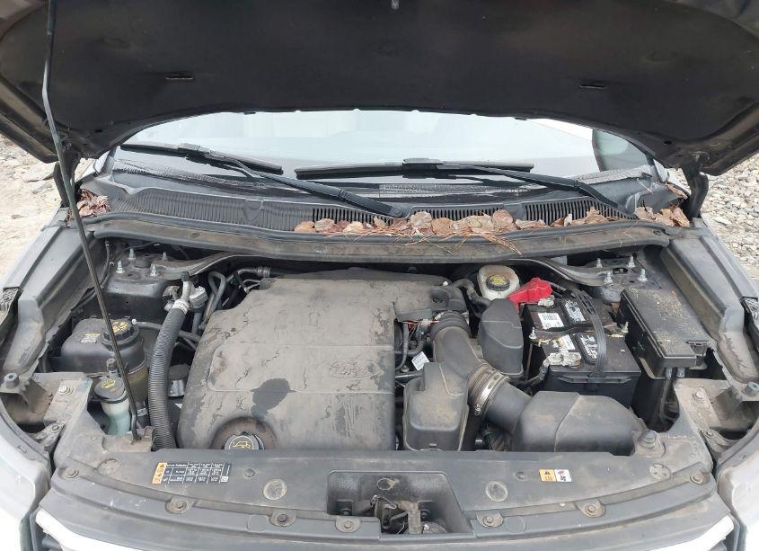 Photo 10 of 2017 Ford Explorer XLT (VIN 1FM5K7D87HGB76261)