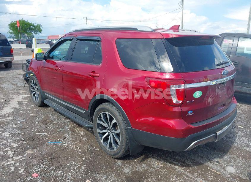 Photo 3 of 2017 Ford Explorer XLT (VIN 1FM5K7D87HGB87468)
