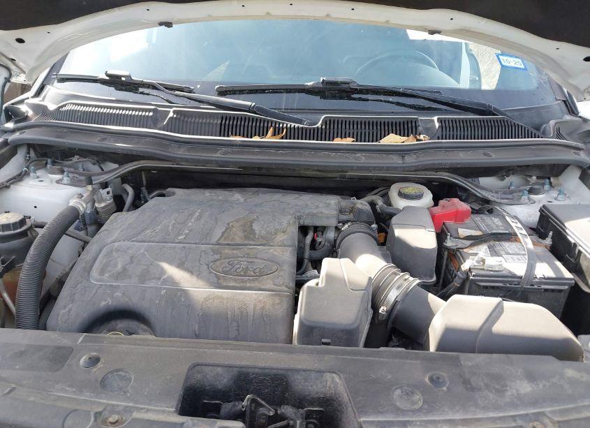 Photo 10 of 2017 Ford Explorer XLT (VIN 1FM5K7D87HGC20307)