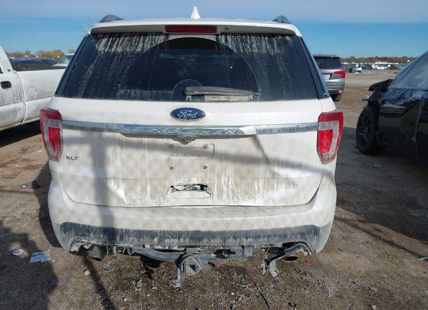 Photo 16 of 2017 Ford Explorer XLT (VIN 1FM5K7D87HGC20307)