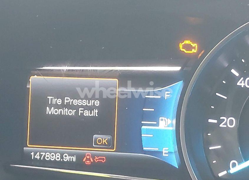 Photo 16 of 2017 Ford Explorer XLT (VIN 1FM5K7D87HGC51265)