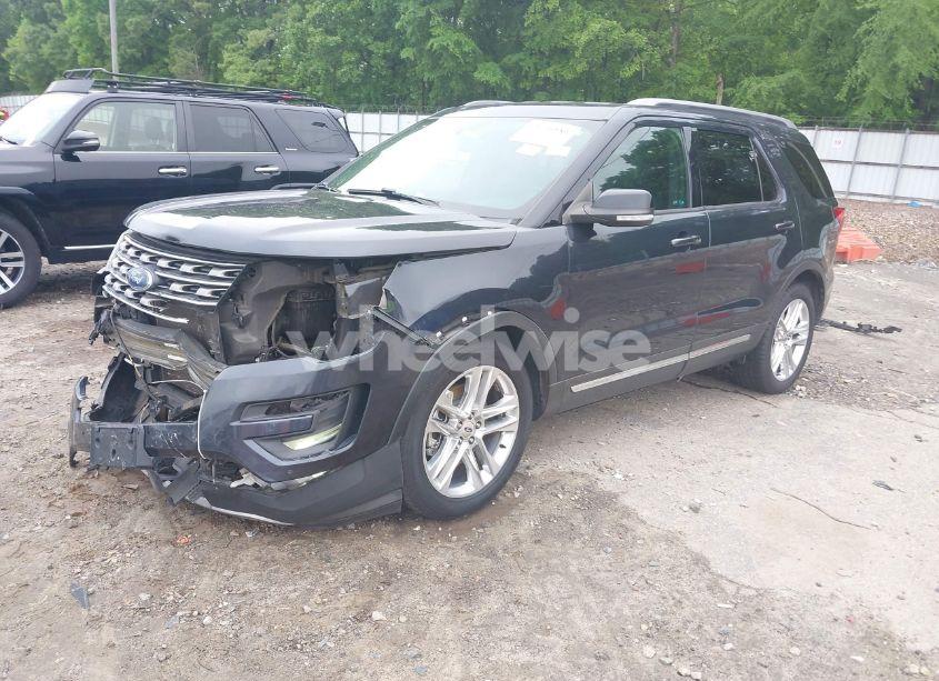 Photo 2 of 2017 Ford Explorer XLT (VIN 1FM5K7D87HGC51265)