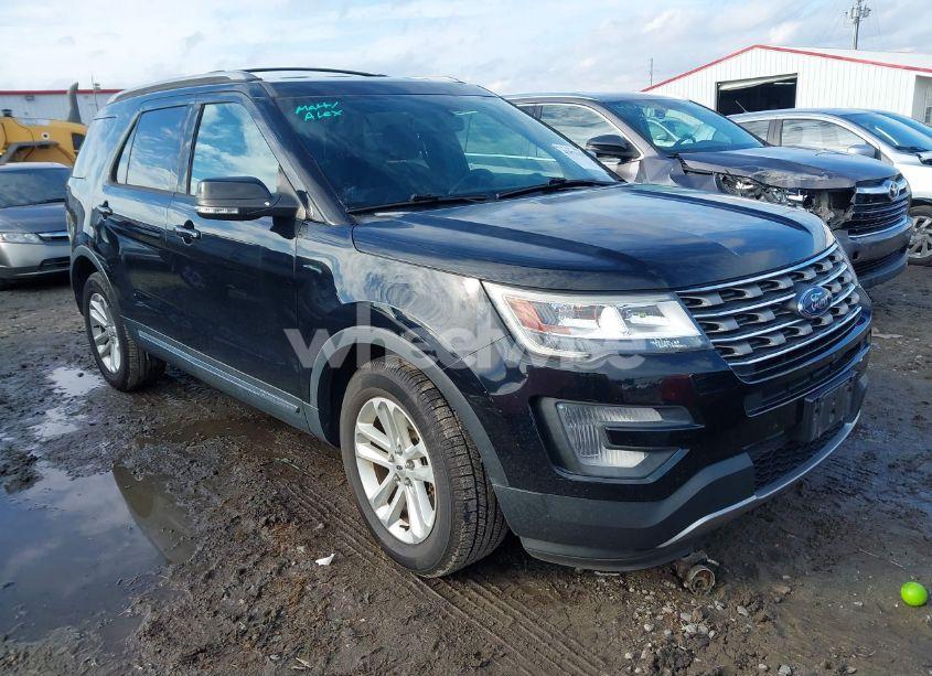 2017 Ford Explorer XLT (VIN 1FM5K7D87HGC51332) main photo