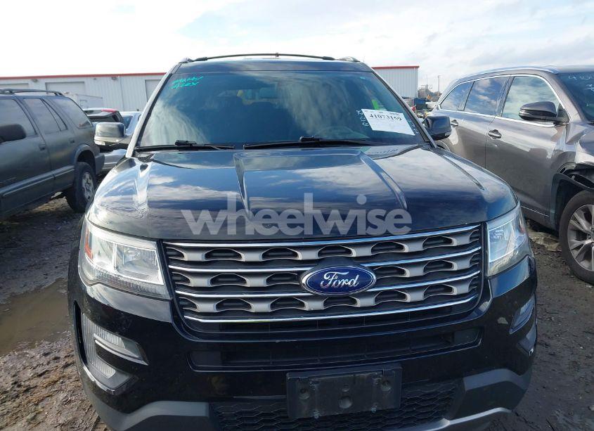 Photo 13 of 2017 Ford Explorer XLT (VIN 1FM5K7D87HGC51332)