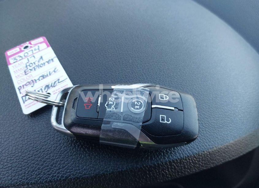 Photo 11 of 2017 Ford Explorer XLT (VIN 1FM5K7D87HGD36851)