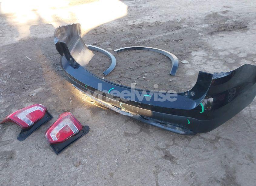 Photo 12 of 2017 Ford Explorer XLT (VIN 1FM5K7D87HGD36851)