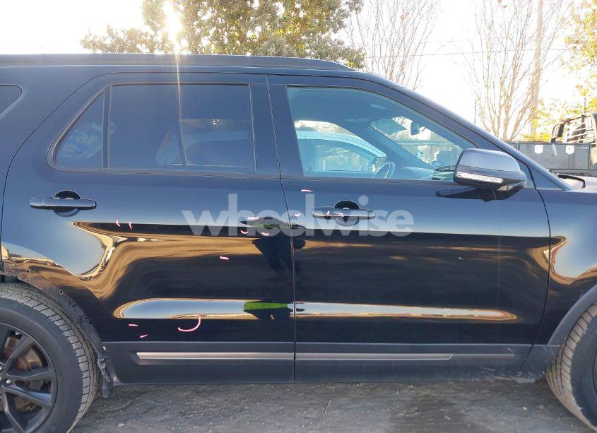 Photo 14 of 2017 Ford Explorer XLT (VIN 1FM5K7D87HGD36851)