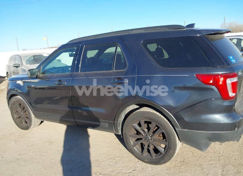 Photo 14 of 2017 Ford Explorer XLT (VIN 1FM5K7D87HGD84673)