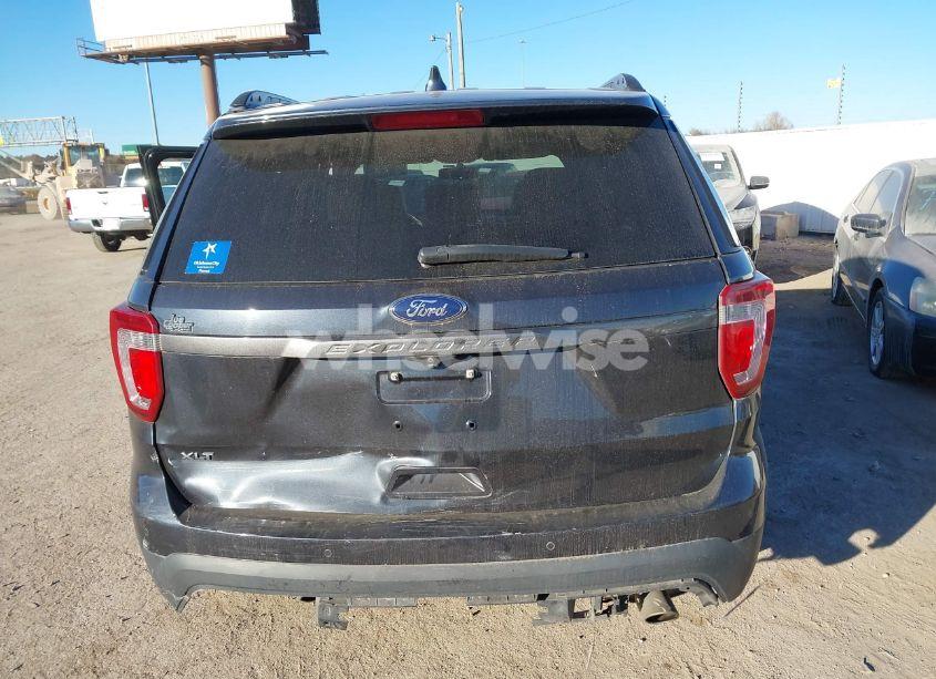 Photo 16 of 2017 Ford Explorer XLT (VIN 1FM5K7D87HGD84673)