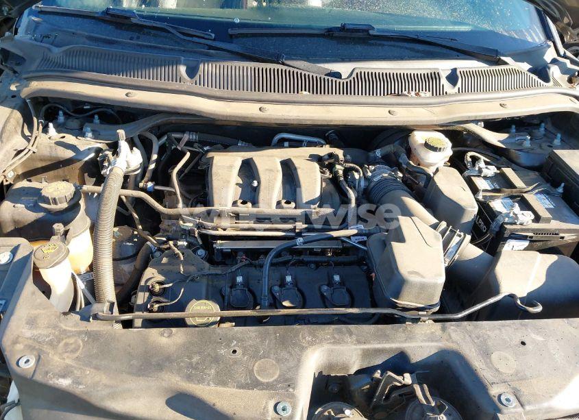 Photo 10 of 2018 Ford Explorer XLT (VIN 1FM5K7D87JGA54005)