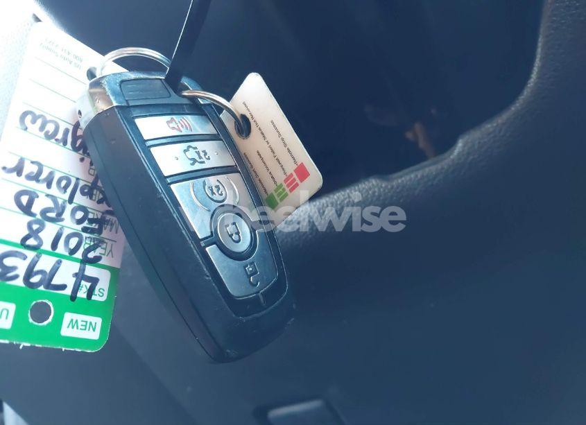 Photo 11 of 2018 Ford Explorer XLT (VIN 1FM5K7D87JGA54005)