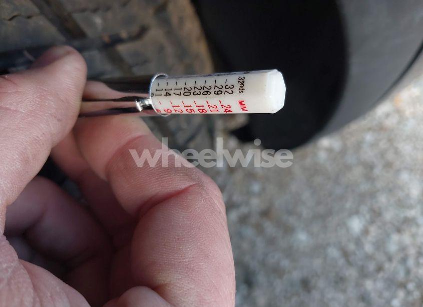 Photo 17 of 2018 Ford Explorer XLT (VIN 1FM5K7D87JGB15465)