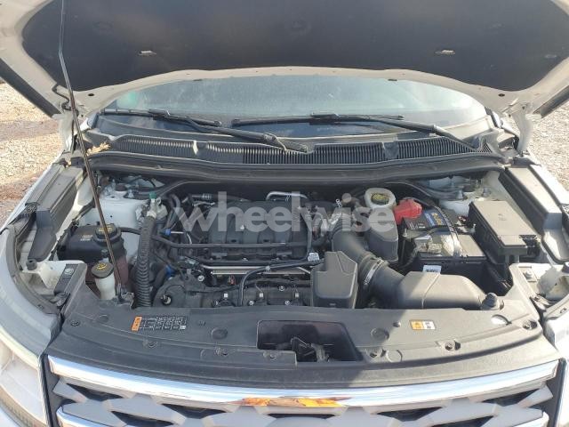 Photo 6 of 2018 FORD EXPLORER XLT (VIN 1FM5K7D87JGB42665)