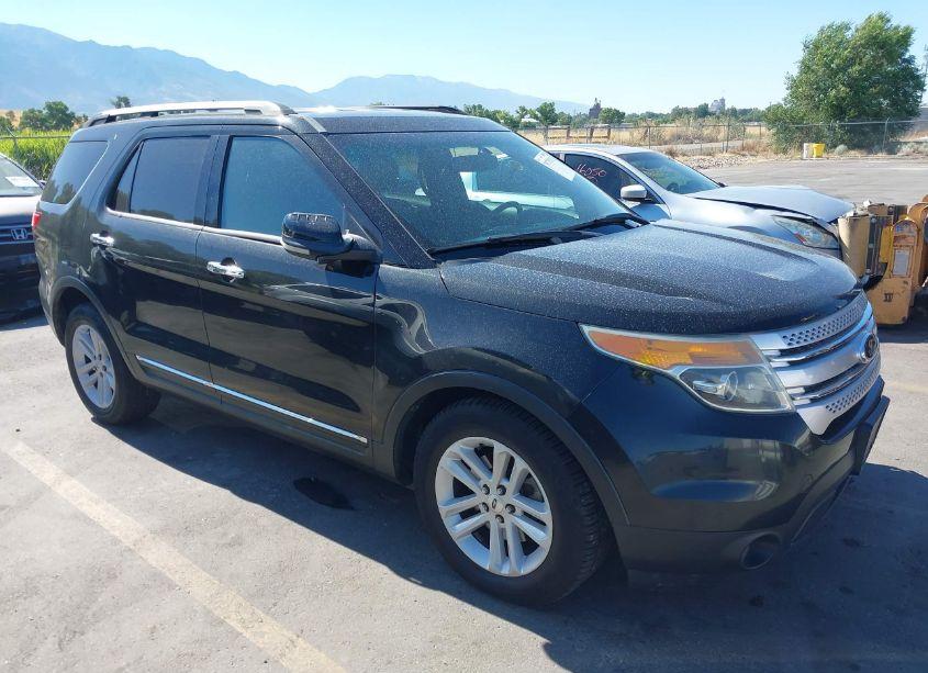 2013 Ford Explorer XLT (VIN 1FM5K7D88DGA71013) main photo