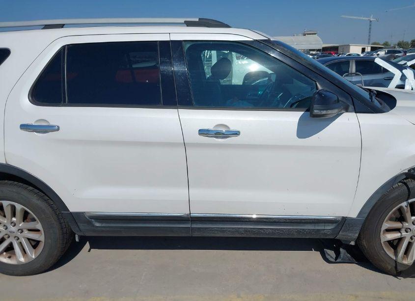 Photo 14 of 2013 Ford Explorer XLT (VIN 1FM5K7D88DGB53050)