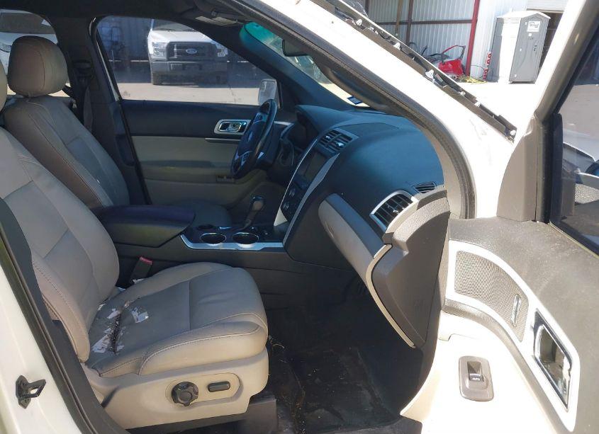 Photo 5 of 2013 Ford Explorer XLT (VIN 1FM5K7D88DGB93094)