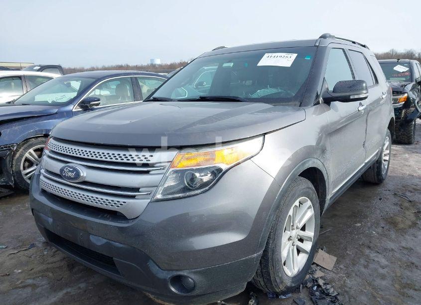 Photo 2 of 2013 Ford Explorer XLT (VIN 1FM5K7D88DGC59207)