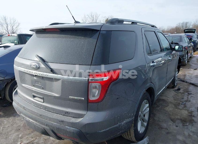 Photo 4 of 2013 Ford Explorer XLT (VIN 1FM5K7D88DGC59207)