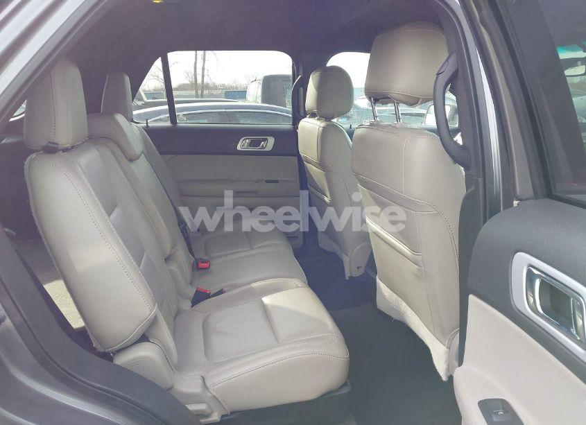 Photo 8 of 2013 Ford Explorer XLT (VIN 1FM5K7D88DGC59207)