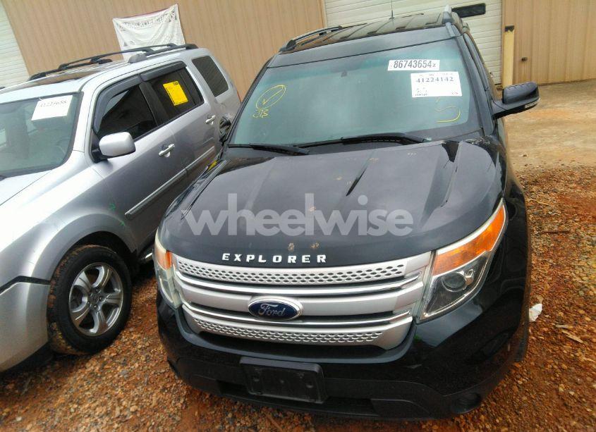 Photo 13 of 2014 Ford Explorer XLT (VIN 1FM5K7D88EGB61523)