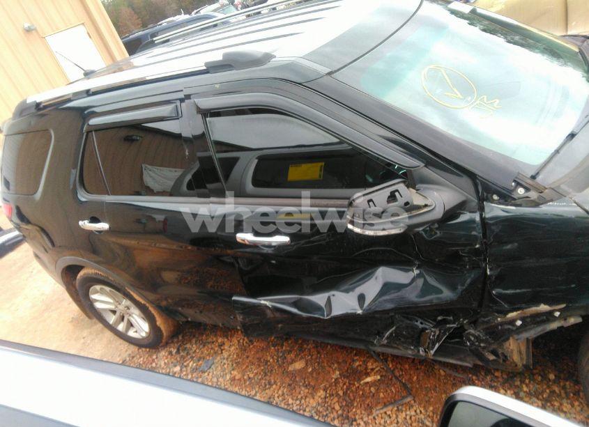 Photo 14 of 2014 Ford Explorer XLT (VIN 1FM5K7D88EGB61523)