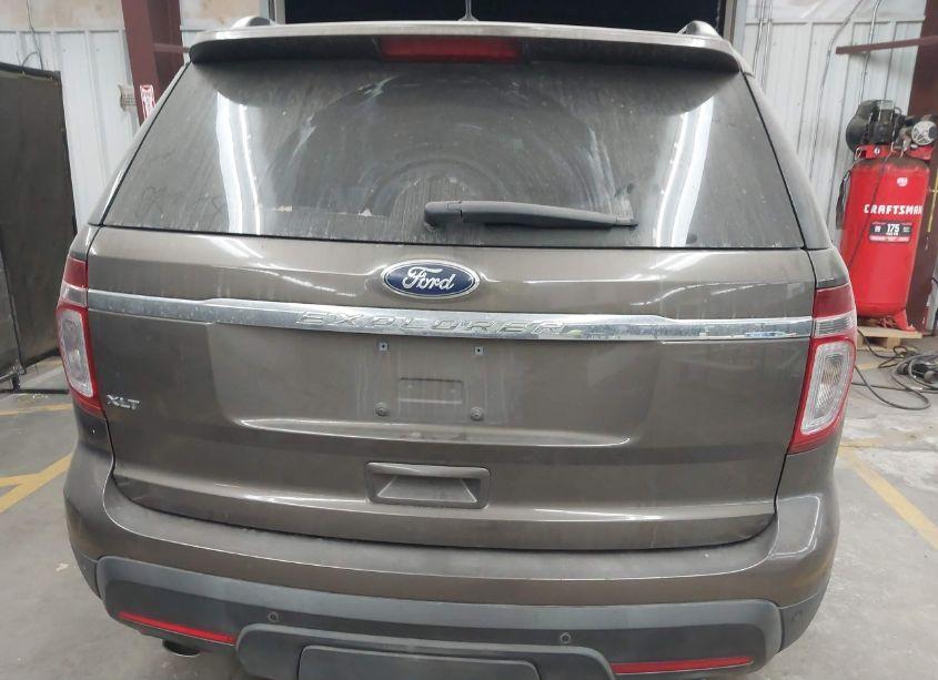 Photo 16 of 2015 Ford Explorer XLT (VIN 1FM5K7D88FGC06140)