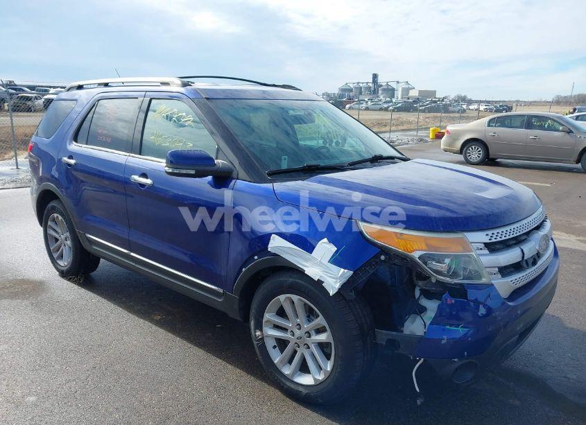 2015 Ford Explorer XLT (VIN 1FM5K7D88FGC24542) main photo