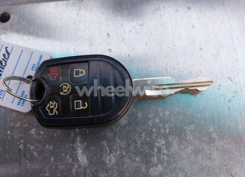 Photo 11 of 2015 Ford Explorer XLT (VIN 1FM5K7D88FGC24542)