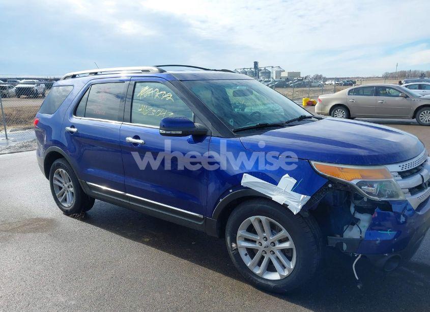 Photo 14 of 2015 Ford Explorer XLT (VIN 1FM5K7D88FGC24542)