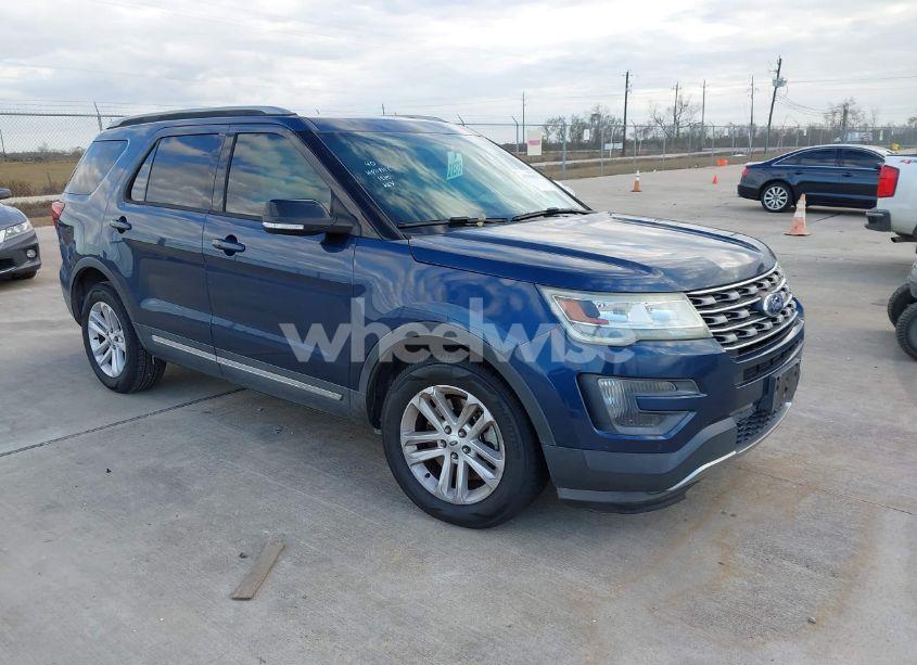 2016 Ford Explorer XLT (VIN 1FM5K7D88GGA35116) main photo