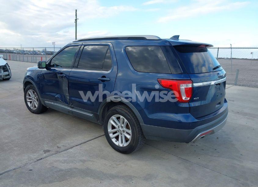 Photo 3 of 2016 Ford Explorer XLT (VIN 1FM5K7D88GGA35116)