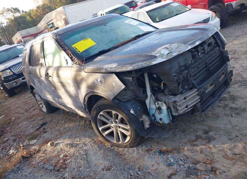 2016 Ford Explorer XLT (VIN 1FM5K7D88GGA97275) main photo