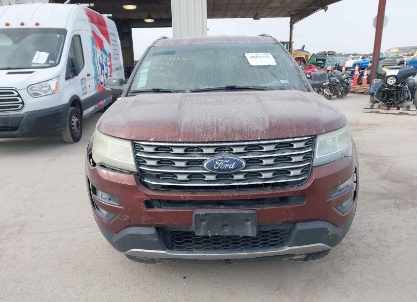Photo 11 of 2016 Ford Explorer XLT (VIN 1FM5K7D88GGB51643)