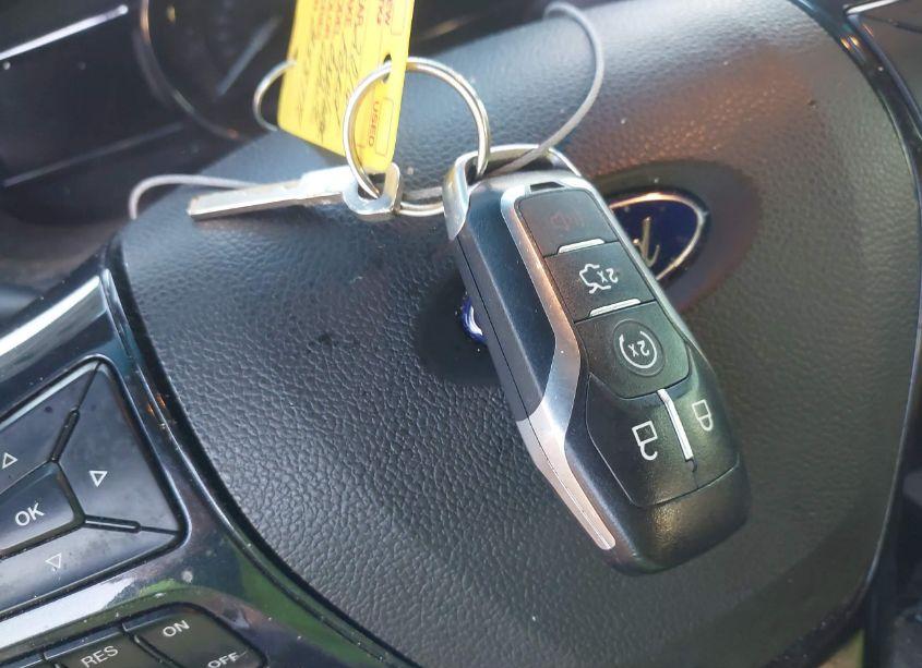 Photo 11 of 2016 Ford Explorer XLT (VIN 1FM5K7D88GGB58771)