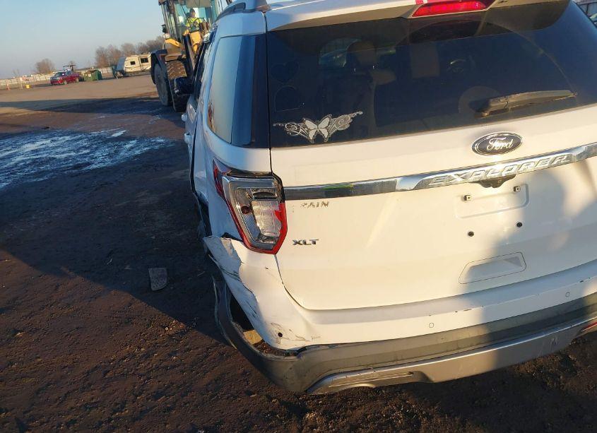 Photo 17 of 2016 Ford Explorer XLT (VIN 1FM5K7D88GGB58771)