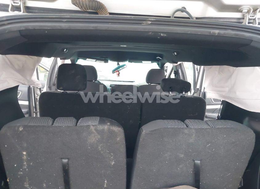 Photo 8 of 2016 Ford Explorer XLT (VIN 1FM5K7D88GGB79300)